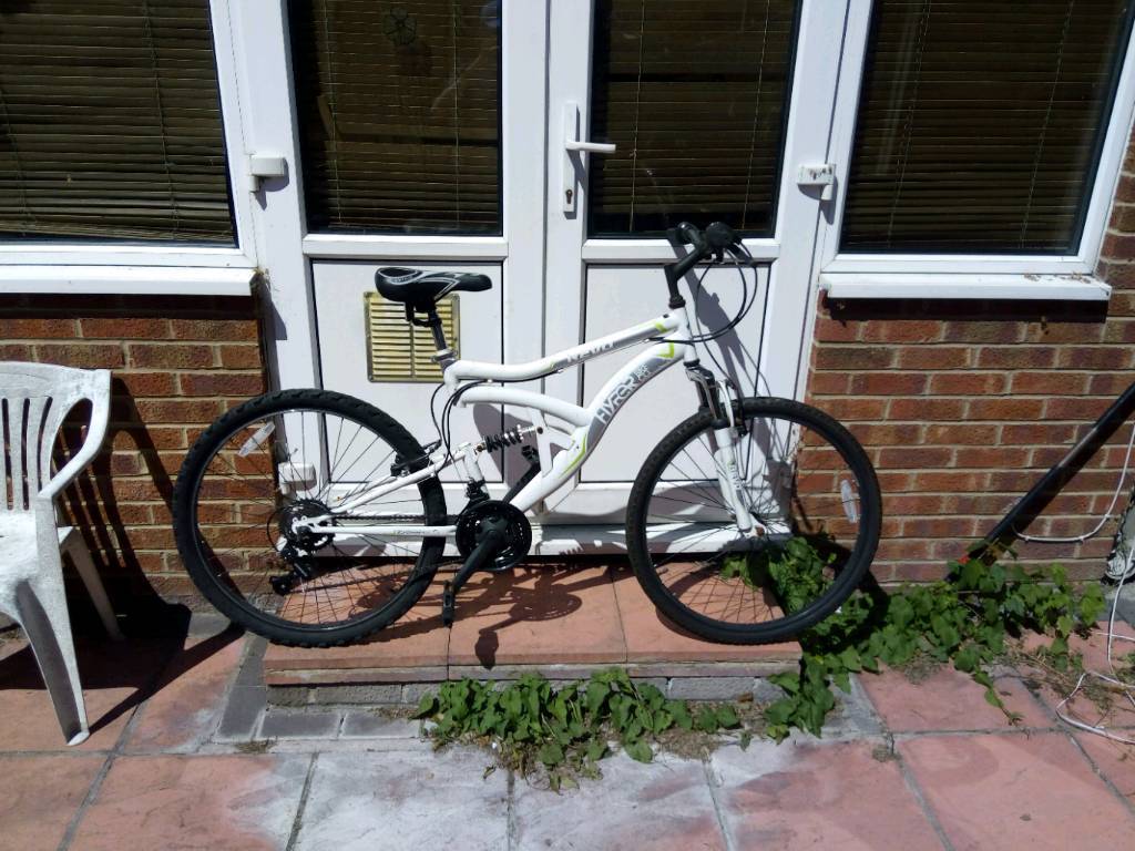 hyper revo mountain bike